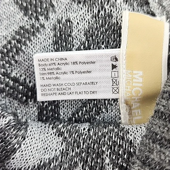 MICHAEL Michael Kors Women's Hat  & Scarf Gift Box Set MK Monogram Silver OS - Picture 7 of 11